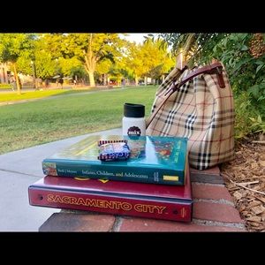 Meet your Posher, Lux